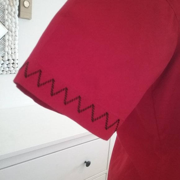 Embroidered Red Top - Picture 9 of 11